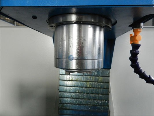 CNC de encargo de la vertical de 3 AXIS que muele XK7125