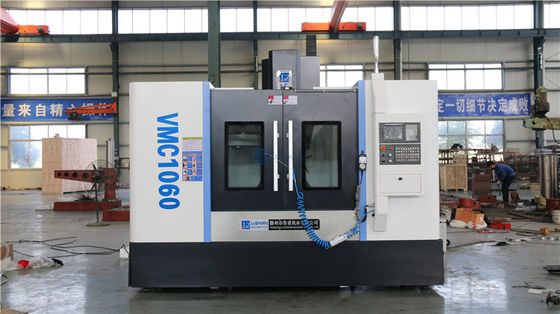 Fresadora vertical VMC1060 del CNC