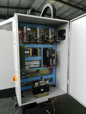 Fresadora automática del CNC XK7136 para el metal