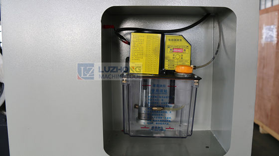 Tipo ligero máquina horizontal CK6136 del torno del CNC del CNC de la máquina de escritorio del torno pequeña