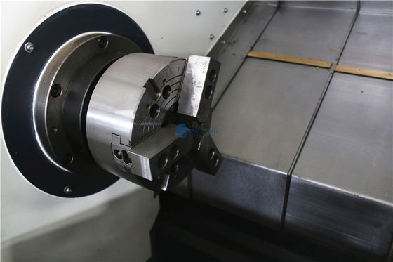 El CNC que trabajaba a máquina el torno inclinado del CNC de la cama modificó el torno para requisitos particulares de torneado TCK520