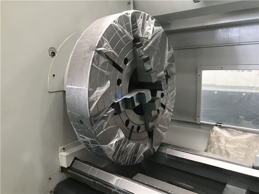 El nuevo roscar del torno del CNC de la máquina QK1327 del torno