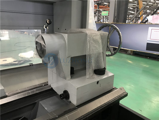 Tubo del metro del CNC QK1327 que rosca la máquina del torno con eje de y