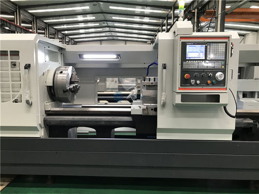 El CNC doble de la tirada instala tubos la máquina agujereada grande QK1319 del torno del hilo de tubo del torno que rosca