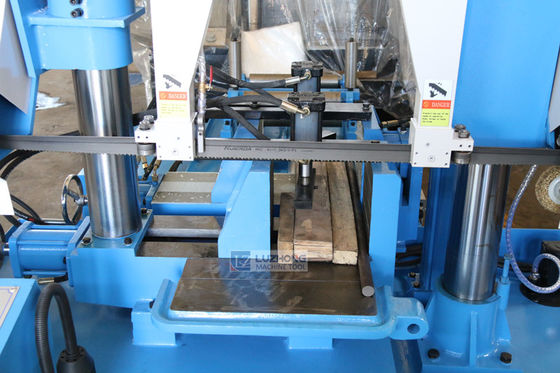 El CNC consideró al proveedor de la máquina el aserrar de banda de la cortadora GHS4260