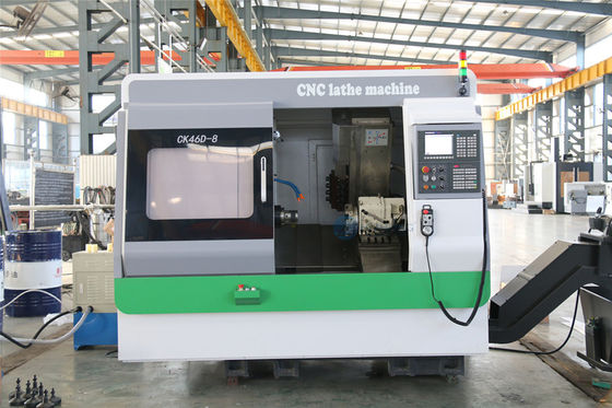 El CNC de la cama de la inclinación de CK46D-8 5 AXIS tornea en venta con C AXIS y herramientas que muelen
